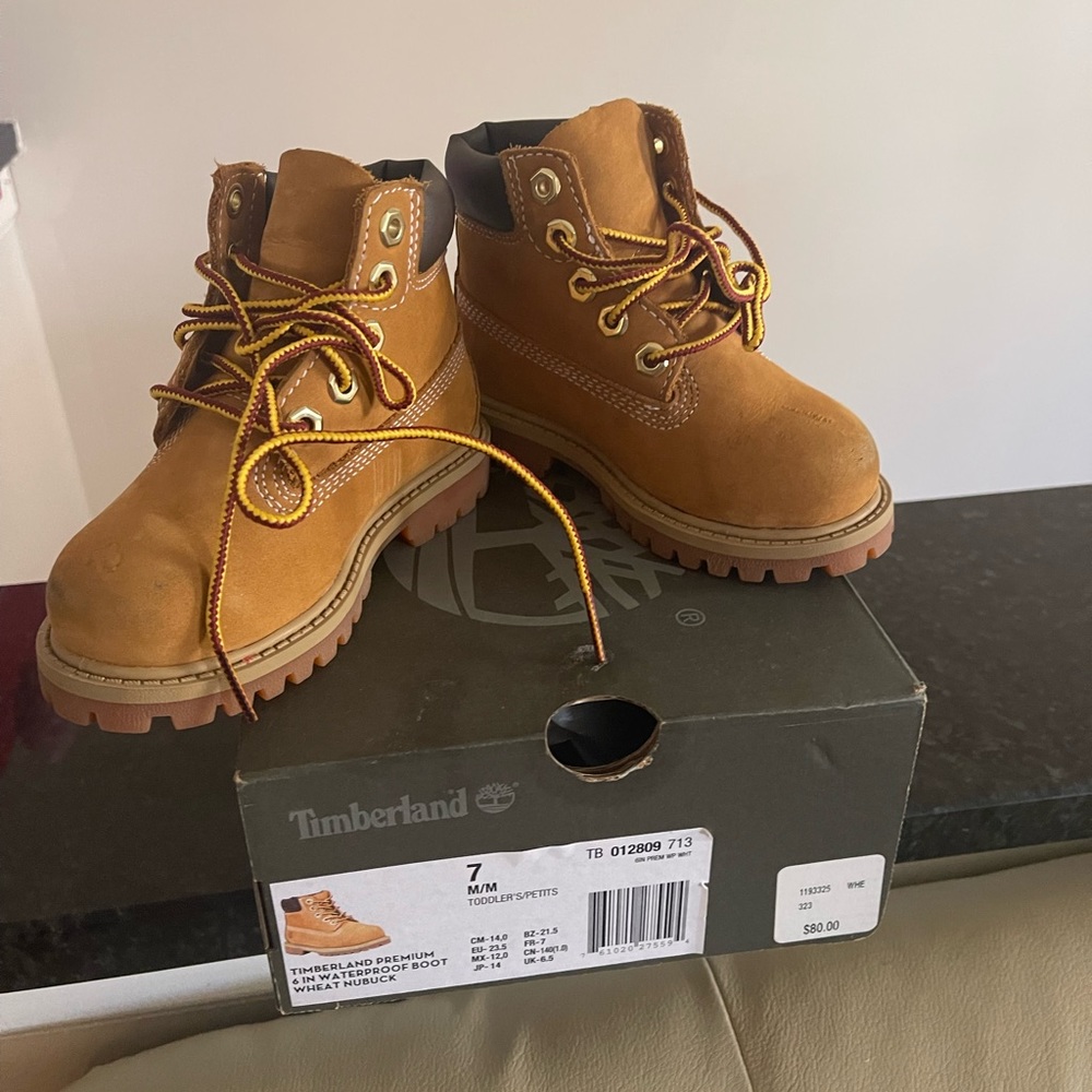 Timberlands 7c Wheat